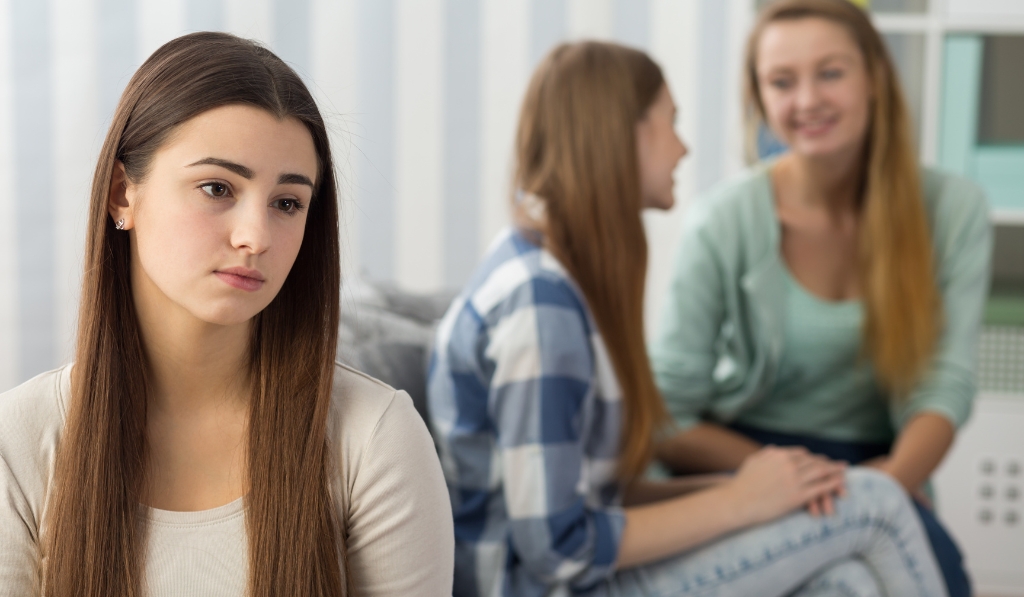 Friendship Red Flags: Toxic Friendship Signs You Should Know