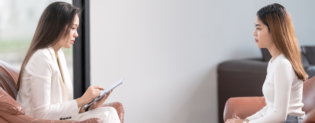 How Does Self-Love Psychology Support Working Moms?