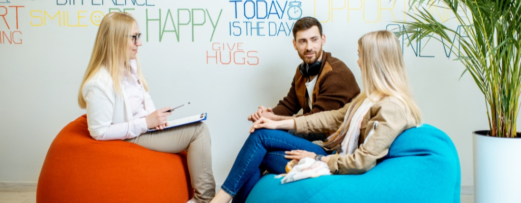 When Should Couples Seek Professional Therapy Instead