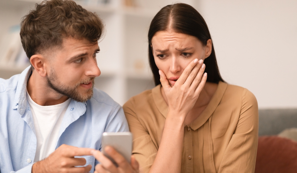7 Stages of Emotional Affairs: What They Mean and How They Progress